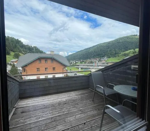 Restaurant-pension Dorfwirt Guest house Bad Kleinkirchheim